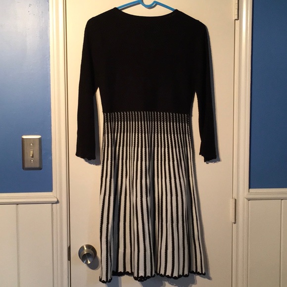 Ellen Tracy Dress Size S - Picture 5 of 8